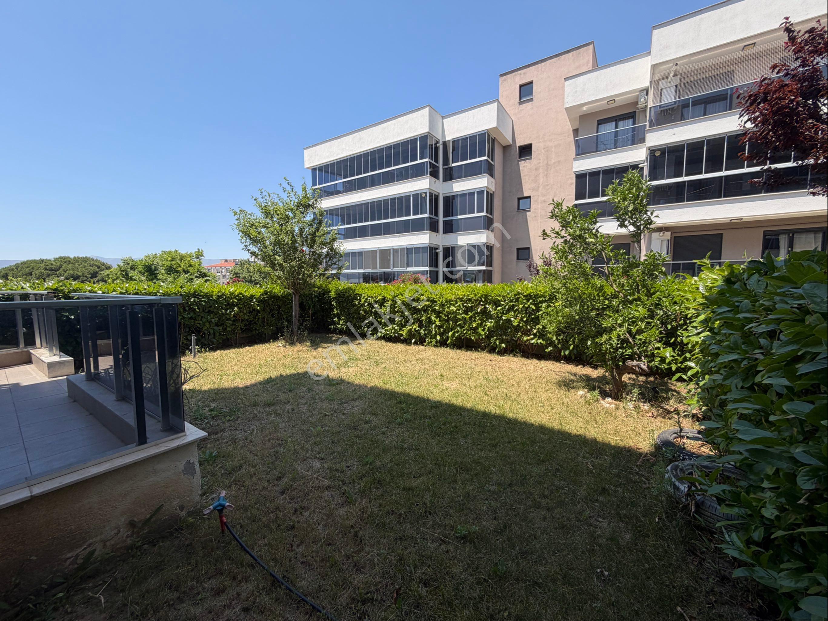 Menderes Barbaros Mah Havuzlu Sitede Kiralık 2+1 Bahçe Katı Daire - Görsel 10