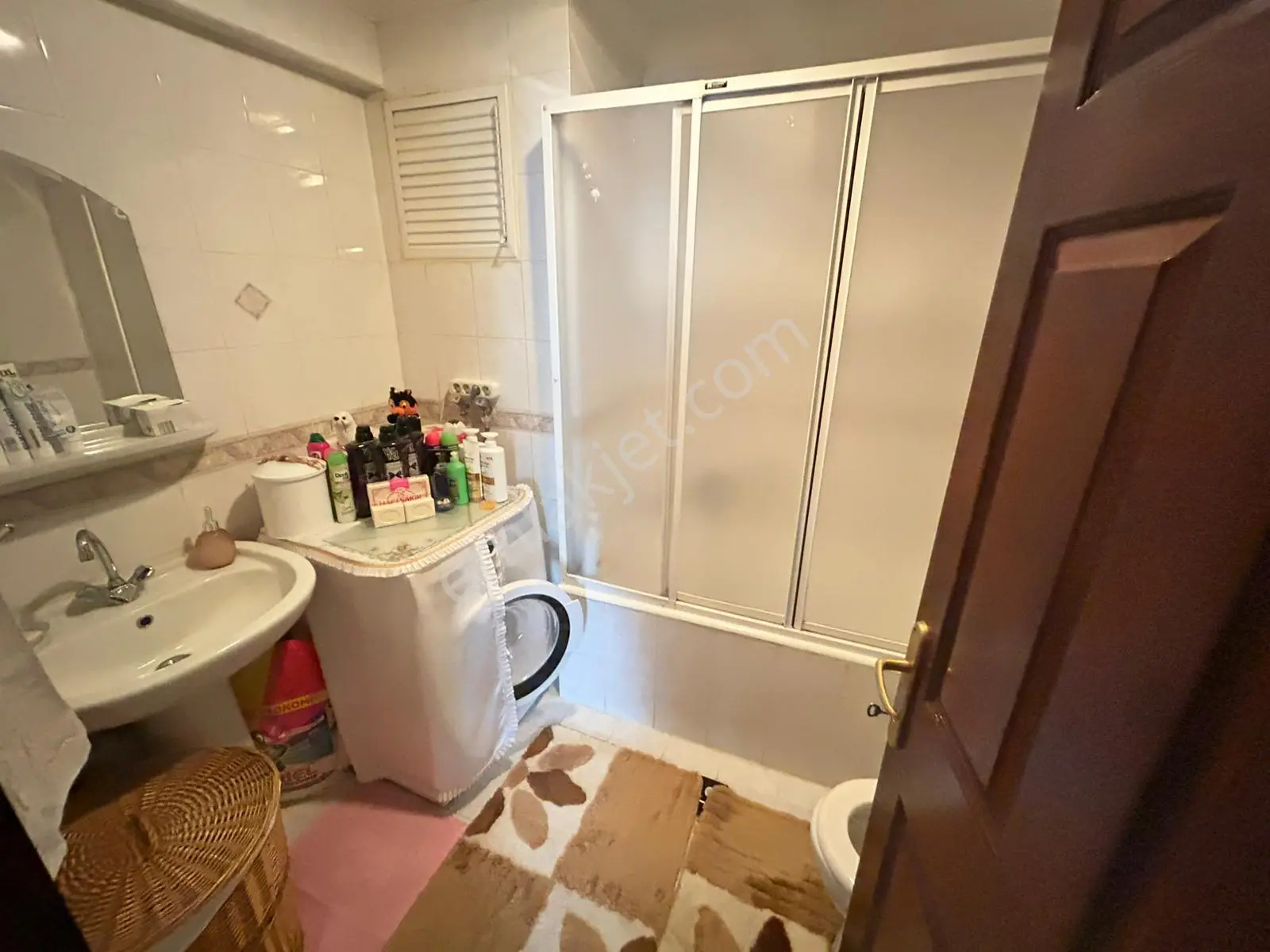 Taner'den Sokullu Caddesinde 3+1 Katta Salon Bağımsız 3 Cepheli K.garajlı - Görsel 4
