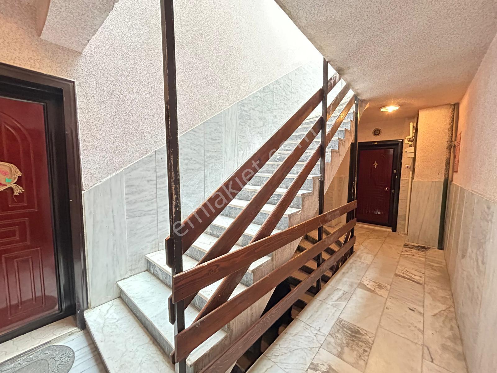 Taner'den Sokullu Caddesinde 3+1 Katta Salon Bağımsız 3 Cepheli K.garajlı - Görsel 12