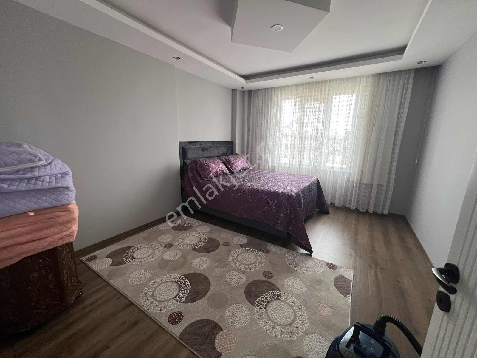 Cumhuriyet Mahallesinde 3 Katlı Müstakil Bina 3 Adet 4+1 Daire - Görsel 28