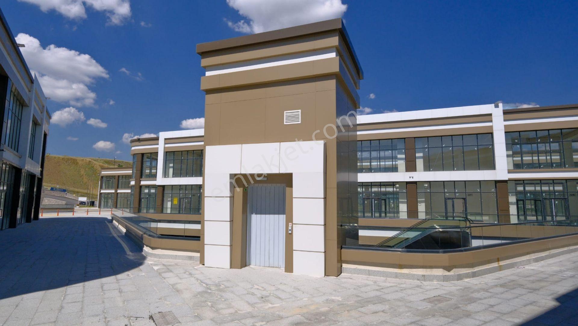 Mega Şaşmaz'da Yola Cepheli Kiralık Dükkan - Görsel 10