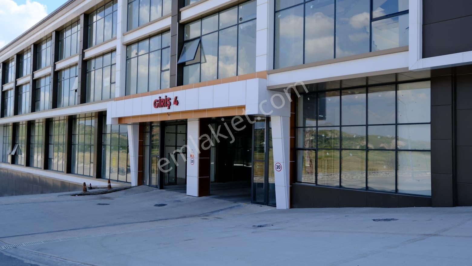Mega Şaşmaz'da Yola Cepheli Kiralık Dükkan - Görsel 25