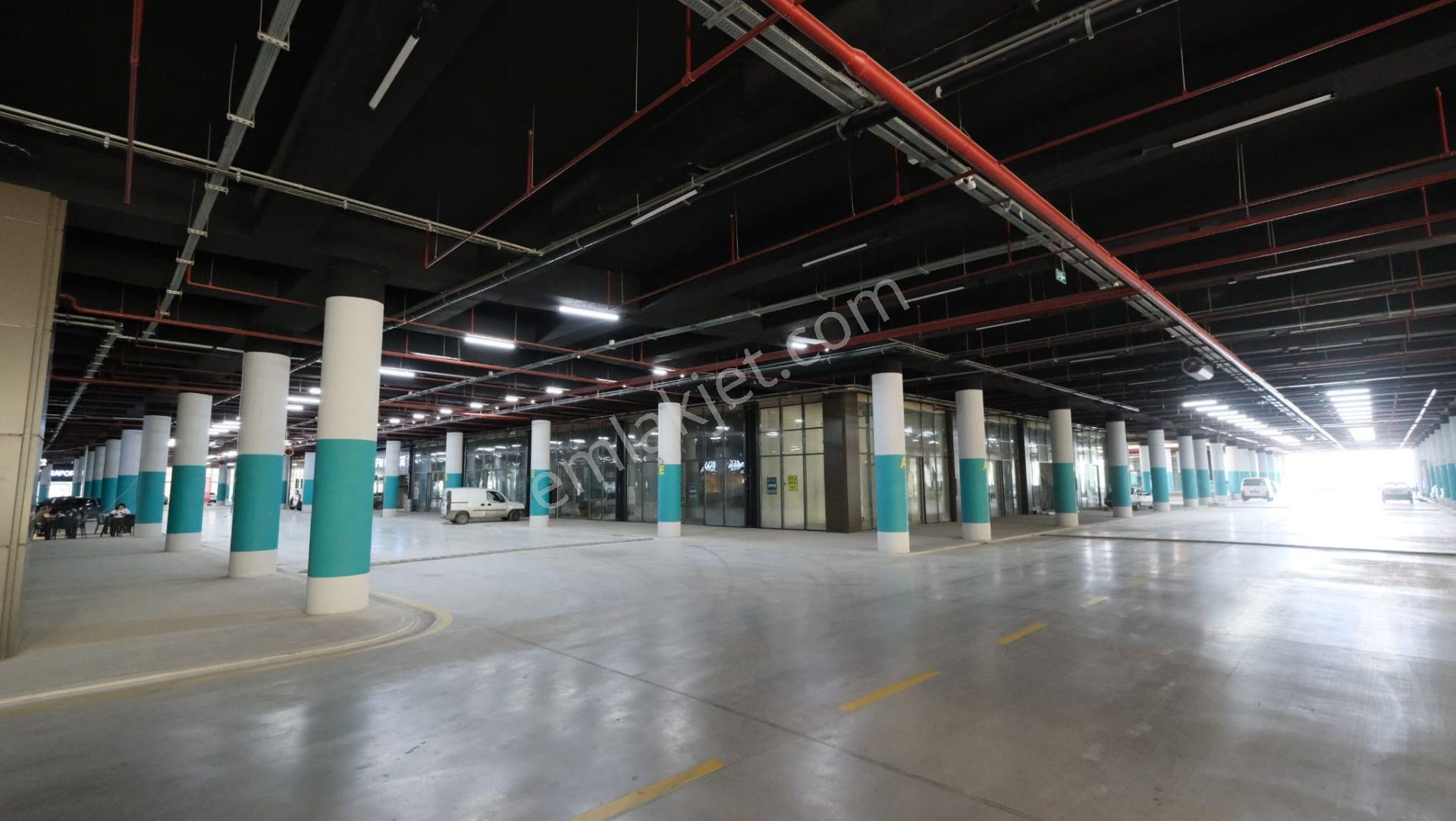 Mega Şaşmaz'da Yola Cepheli Kiralık Dükkan - Görsel 17