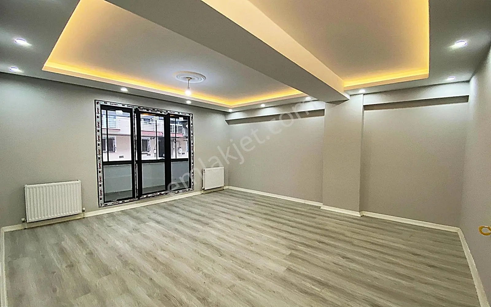 Merkezi Konum Da İskanlı Ve Krediye Uygun 2+1 Yüksek Giriş Daire