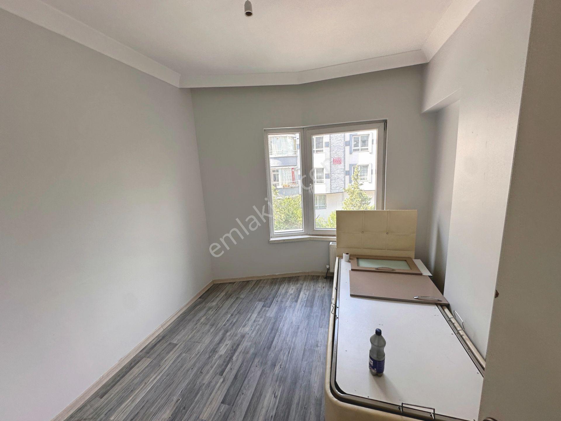 Hocalı Cadde Üzerinde Ara Katta Asansörlü Yapılı 3+1 Satılık Daire - Görsel 11