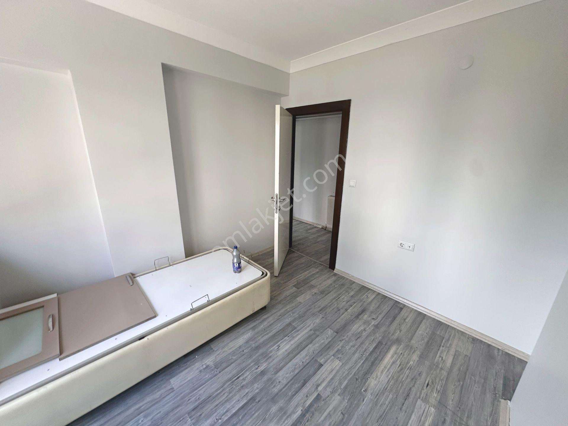 Hocalı Cadde Üzerinde Ara Katta Asansörlü Yapılı 3+1 Satılık Daire - Görsel 12