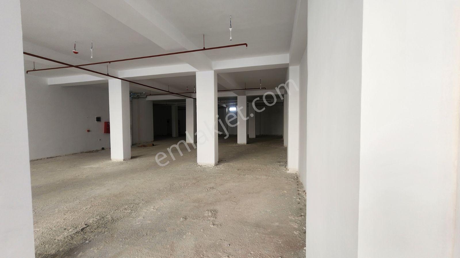 Enes Yeterden Meydanda Giriş 350 M2 Kdv Avantajlı Dükkan - Görsel 15