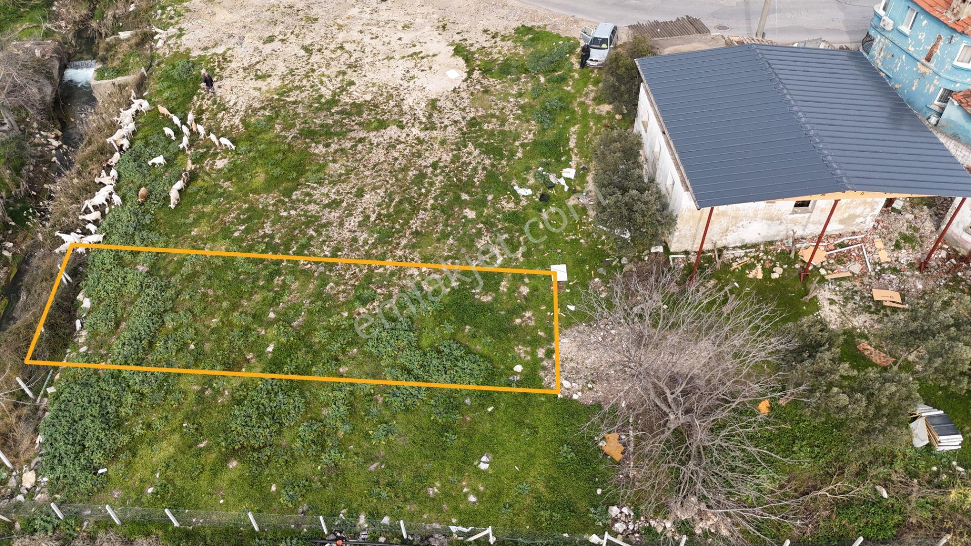 İzmir Menderes Oğlananasında 151m2 Tapu Köyiçi Taksimli Arsa - Görsel 5