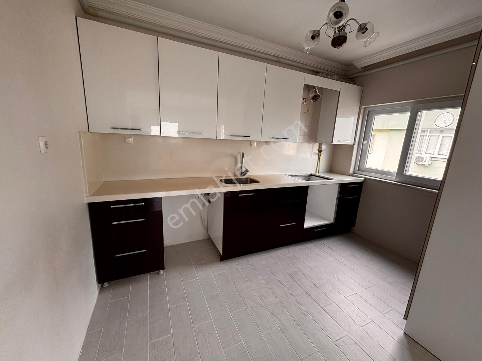 Deha Emlak`tan Kiralık 2+1 Daire Yaylacık Mahallesi - Görsel 11