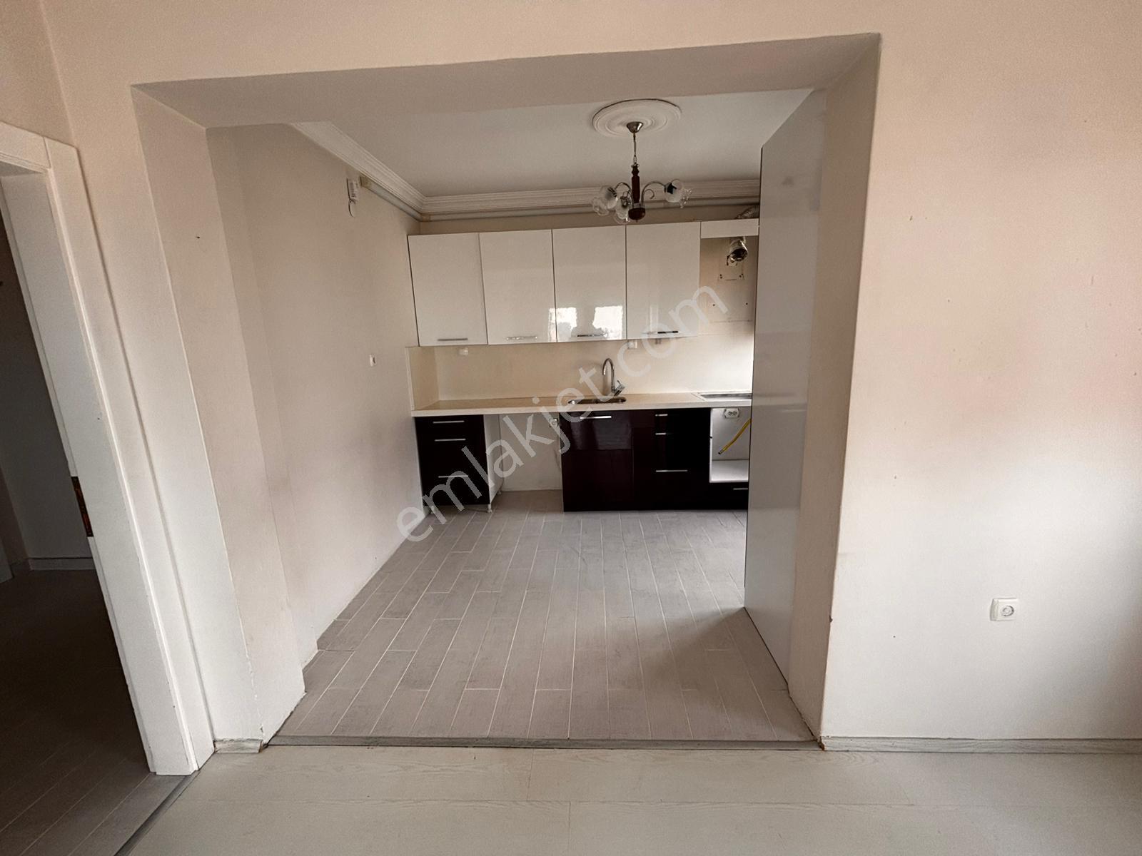 Deha Emlak`tan Kiralık 2+1 Daire Yaylacık Mahallesi - Görsel 5