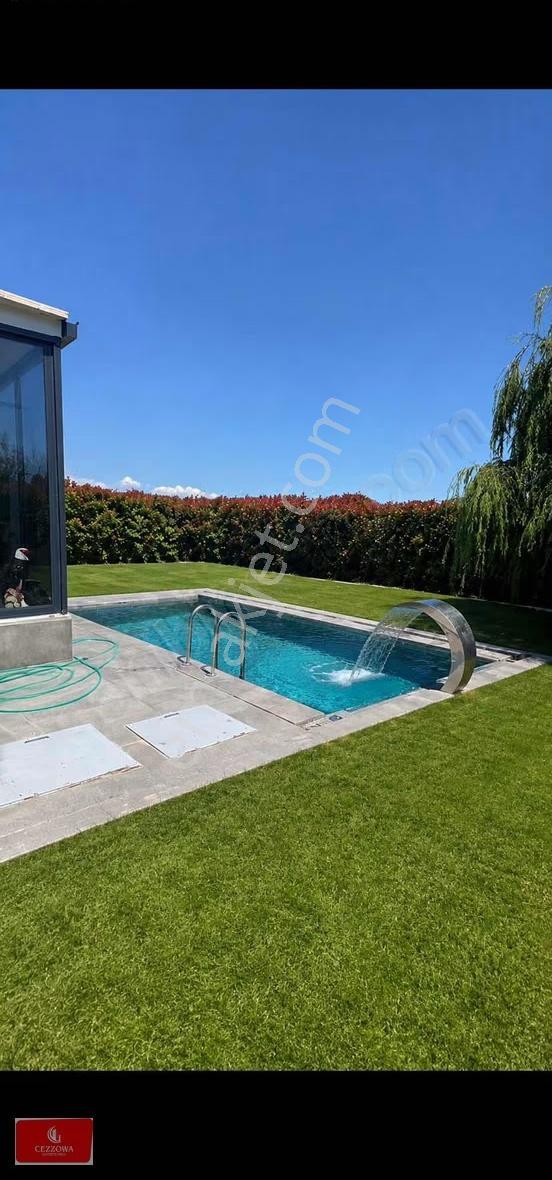 Z Restaurant Karşısı Aras Sitesinde Acil Satılık Triplex Villa - Görsel 24