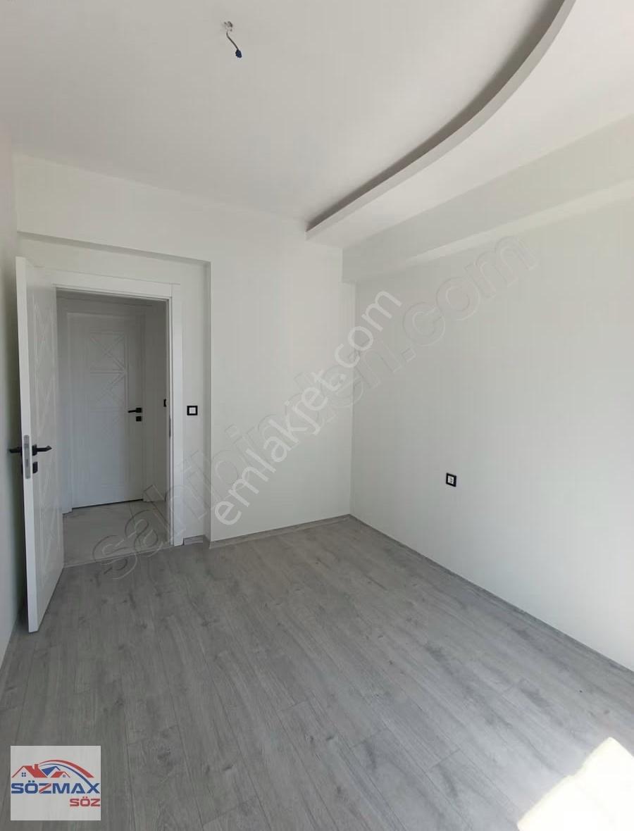 Seyrani Ana Yol Üzerinde Satılık 4+1 Daire - Görsel 5