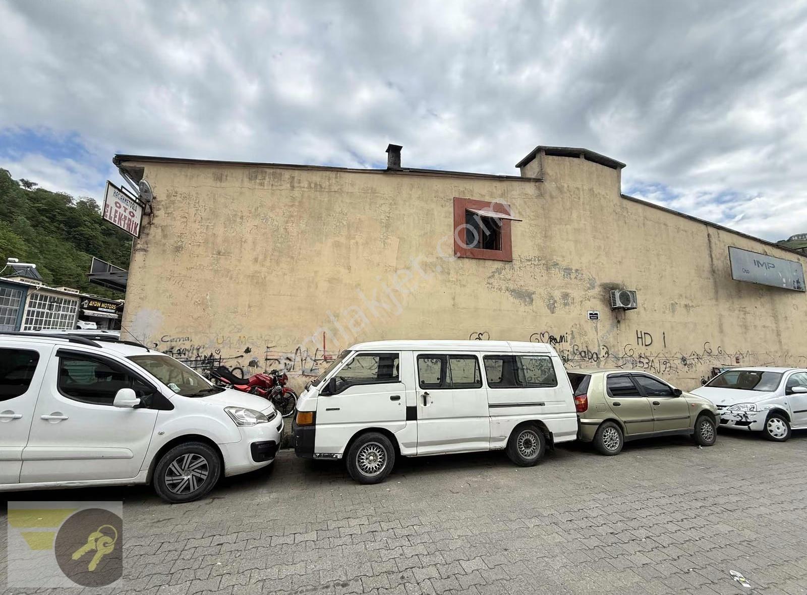 *of Gayrimenkul* Of Sanayi'de Bodrum+zemin 150m2 Satılık Dükkan - Görsel 12
