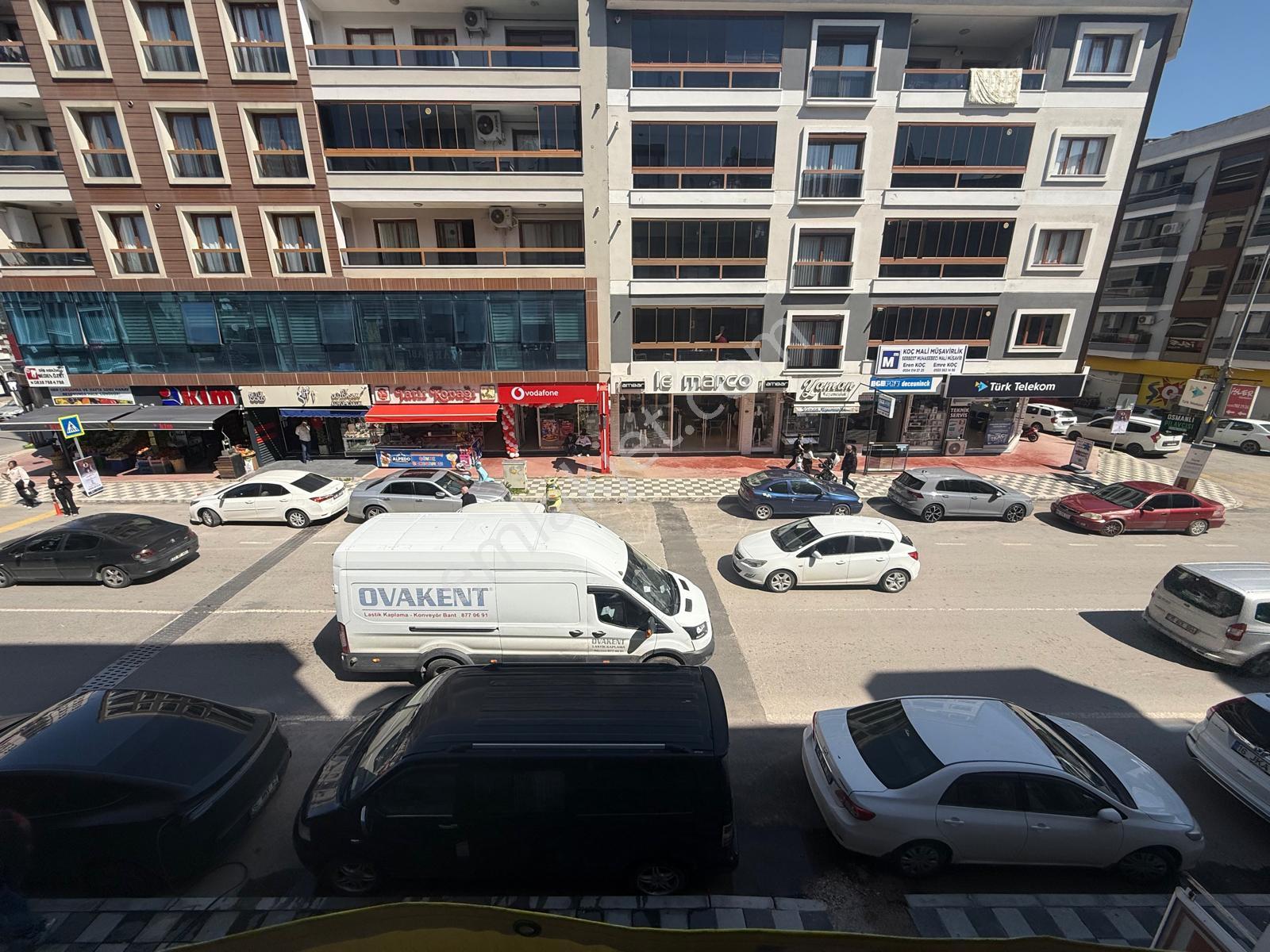 Bal Gayrimenkul'den Atatürk Caddesi Üzeri Sıfır 3+1 Ofis&daire - Görsel 24