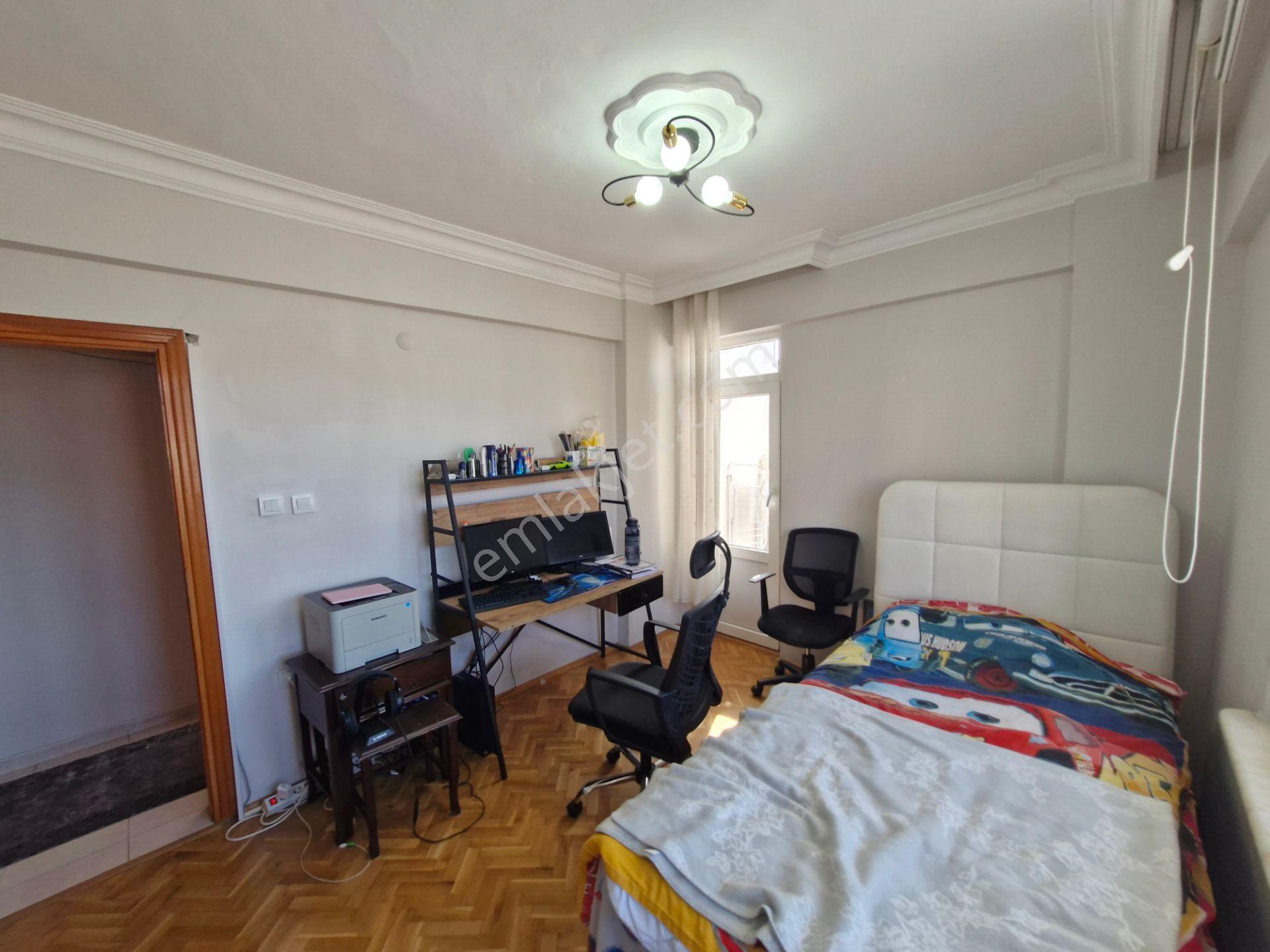 Zümrütevlerde;içi Yenilenmiş,2 Ad.balkon,ayrı Wc,6.kat,geniş 3+1 - Görsel 23