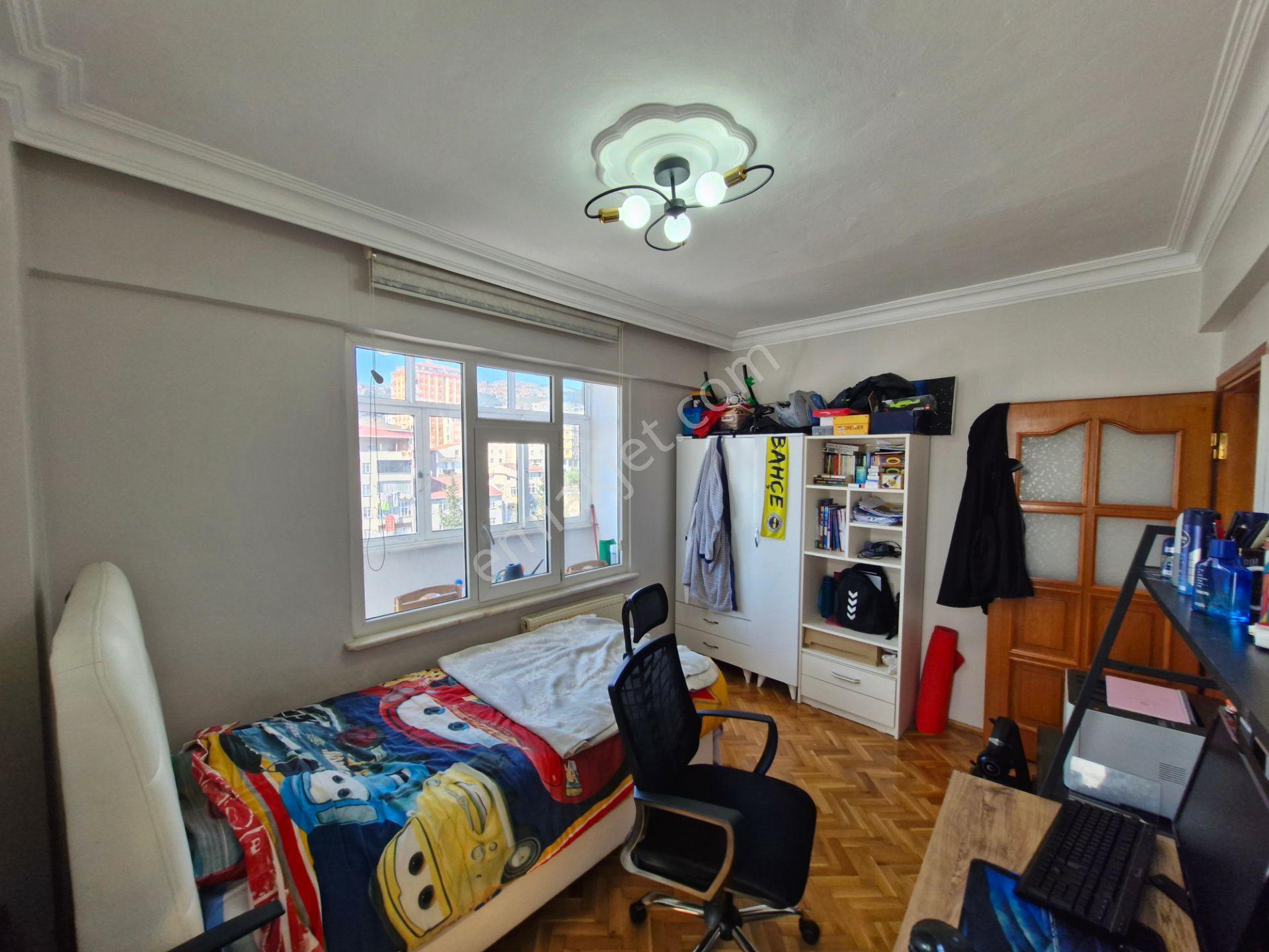 Zümrütevlerde;içi Yenilenmiş,2 Ad.balkon,ayrı Wc,6.kat,geniş 3+1 - Görsel 22