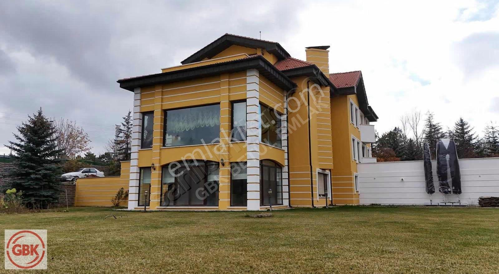 İncek 2 Dönüm Arsa Üzerine 950 M² Satılık Lüks Malikane