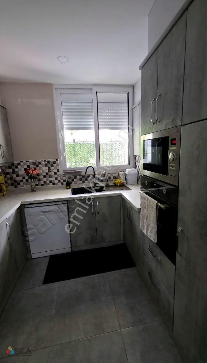Kuşadasının En Seçkin Lokasyonunda,lüks Ve Konforlu Villa - Görsel 11