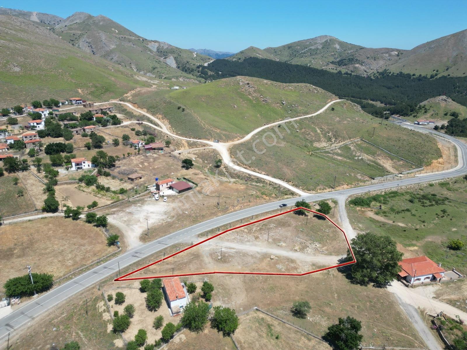 İmroz Emlak'tan Dereköy'de Yol Kenarı 3 Dönüm Emsalsiz Tarla - Görsel 18