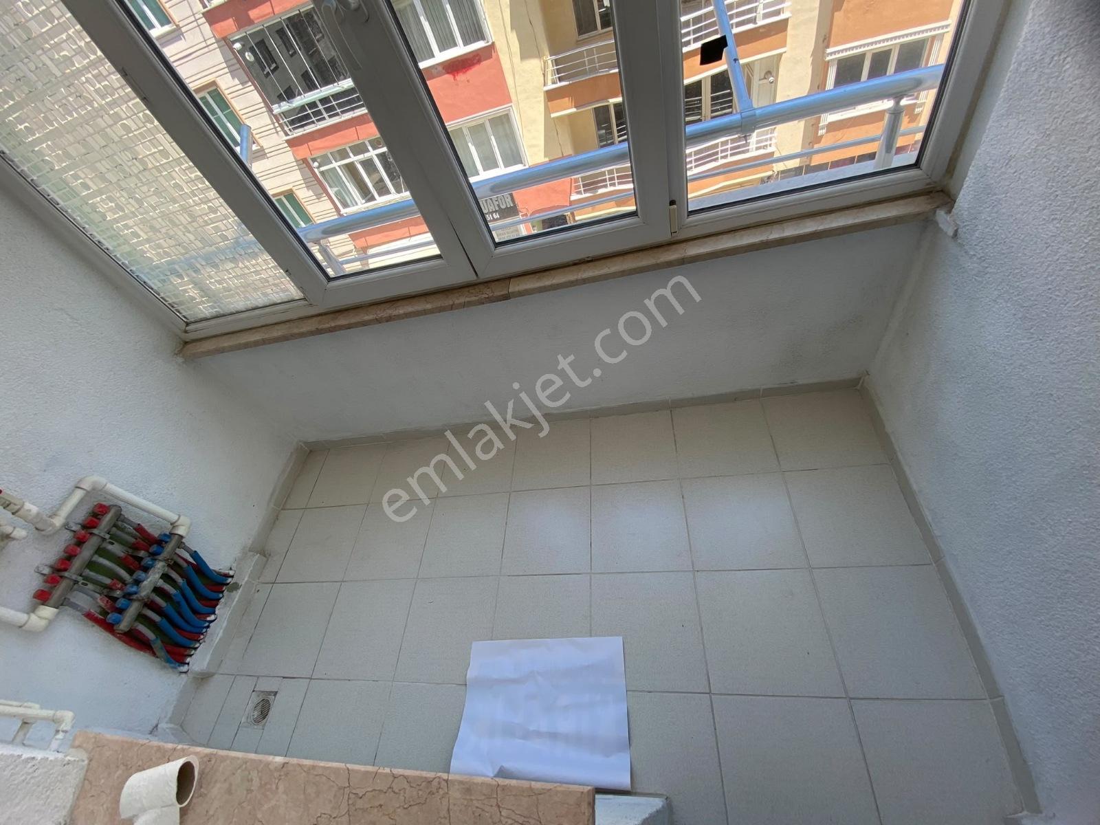Reşadiye'de 3+1 Geniş Kiralık Daire - Görsel 13