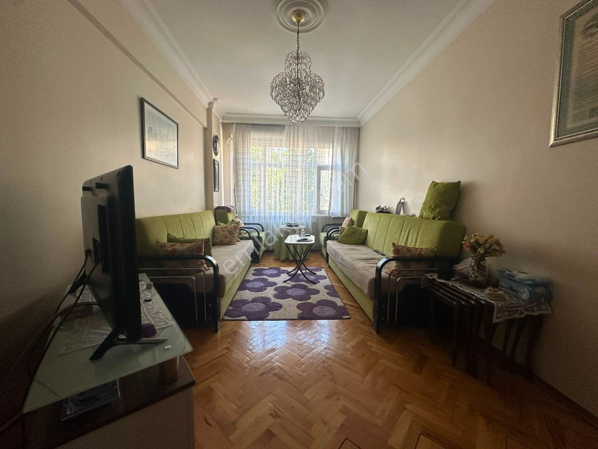 Bahçelievler Deli Hüseyin Paşa Caddesinde 140m2 Ferah 3+1 Daire - Görsel 10
