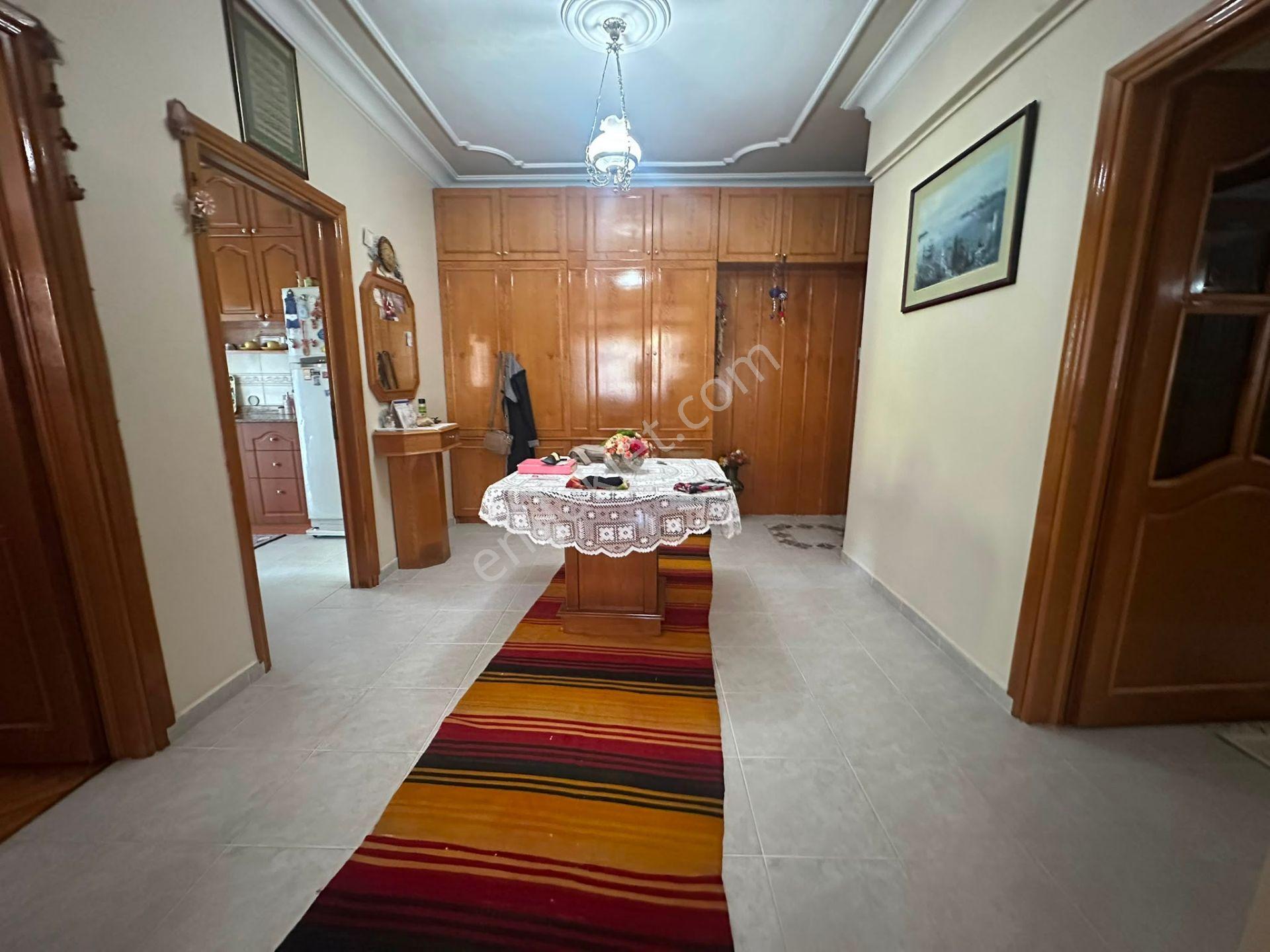 Bahçelievler Deli Hüseyin Paşa Caddesinde 140m2 Ferah 3+1 Daire - Görsel 21