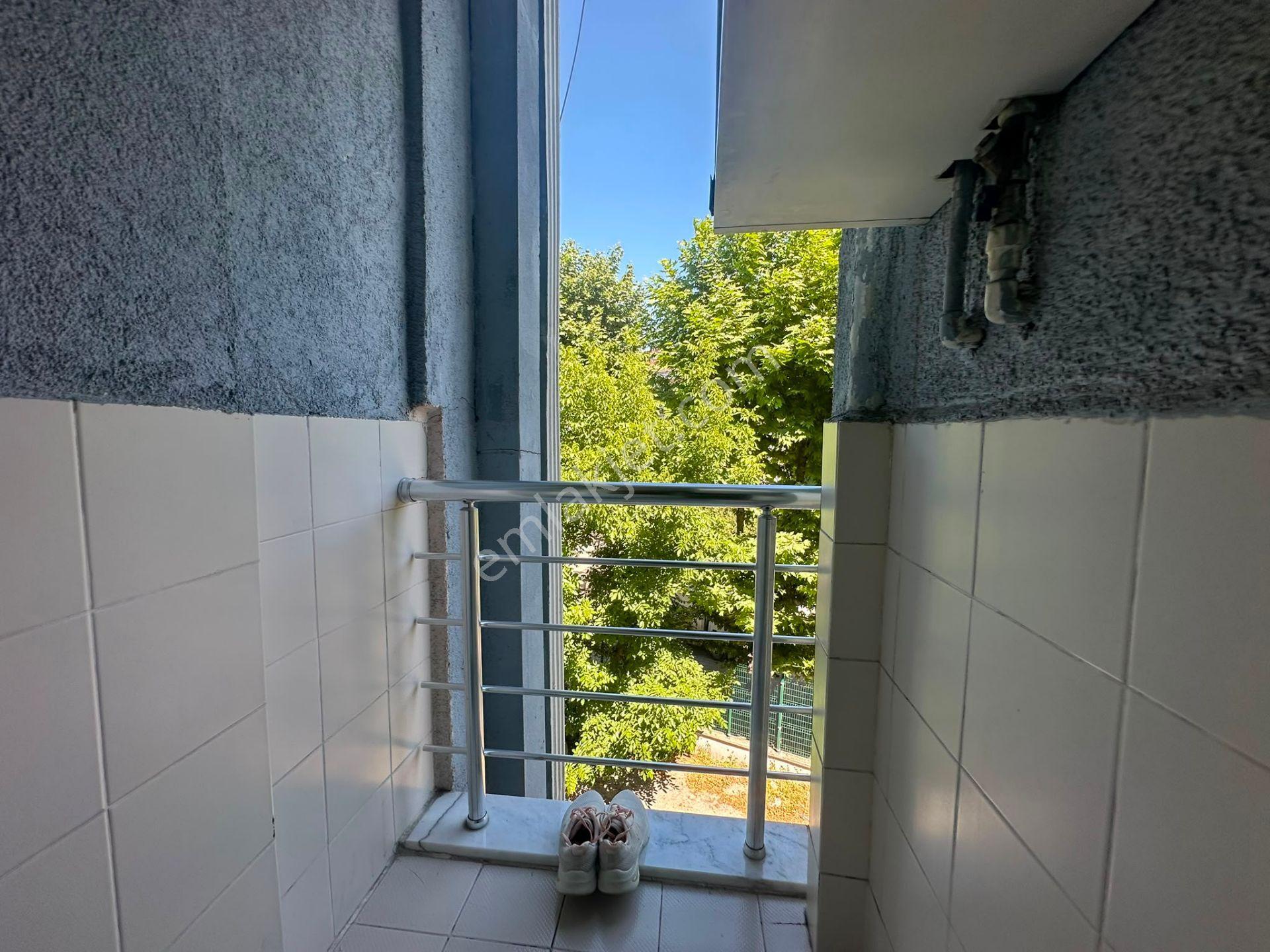 Bahçelievler Deli Hüseyin Paşa Caddesinde 140m2 Ferah 3+1 Daire - Görsel 9