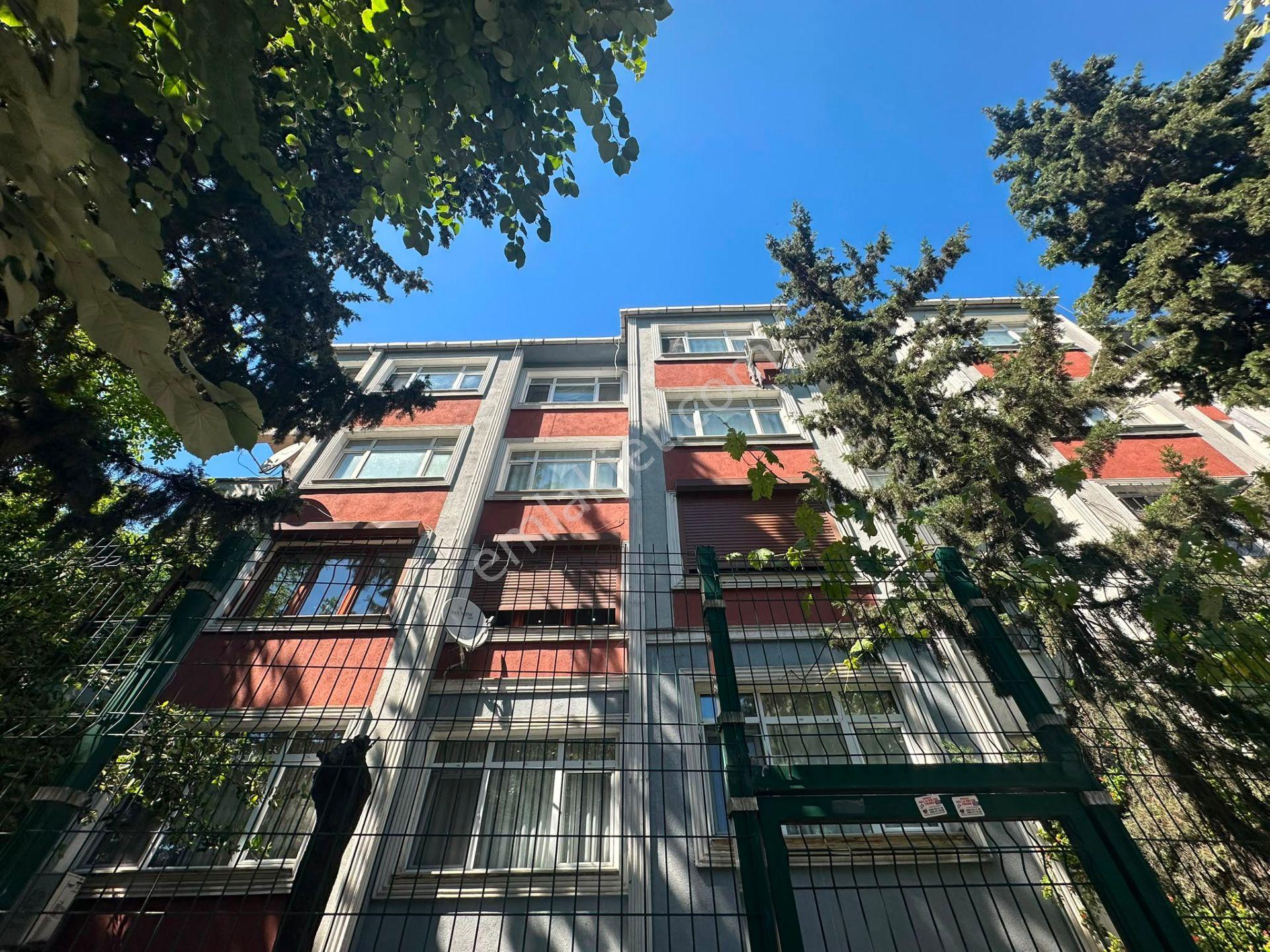 Bahçelievler Deli Hüseyin Paşa Caddesinde 140m2 Ferah 3+1 Daire - Görsel 29