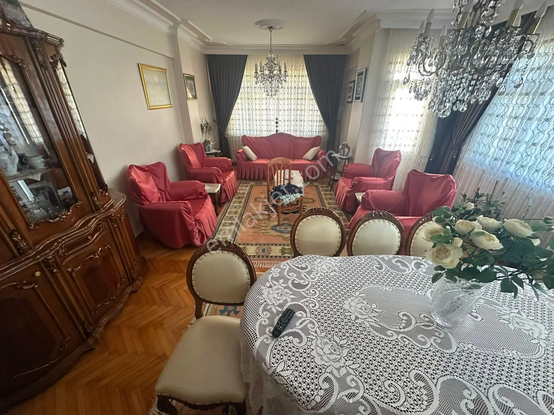Bahçelievler Deli Hüseyin Paşa Caddesinde 140m2 Ferah 3+1 Daire - Görsel 2