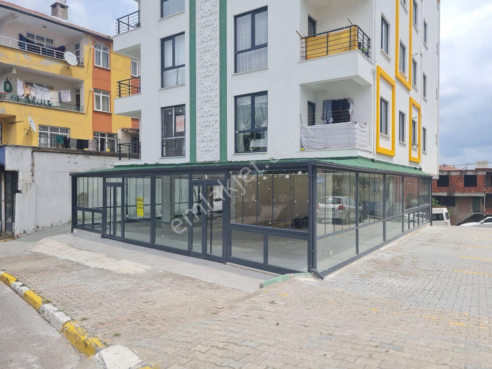 Acil Satılık 200+100 Metre Dükkan, Skoda Bayisinin Hemen Yanınd