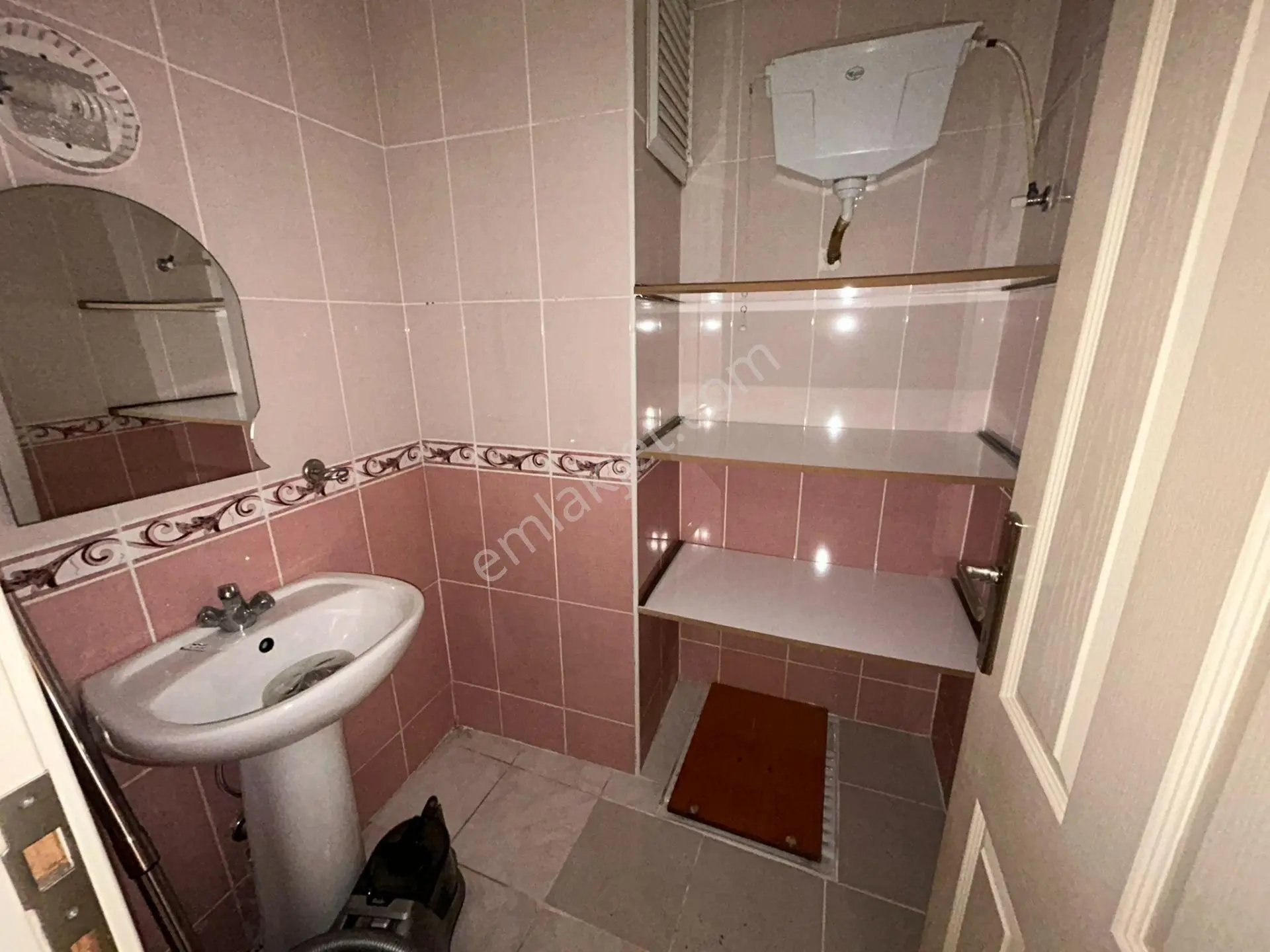 Bandırma Sunullahta, Ordu Caddesi Üzerinde 3+1 Ara Kat Asansörlü Kiralık Daire - Görsel 33