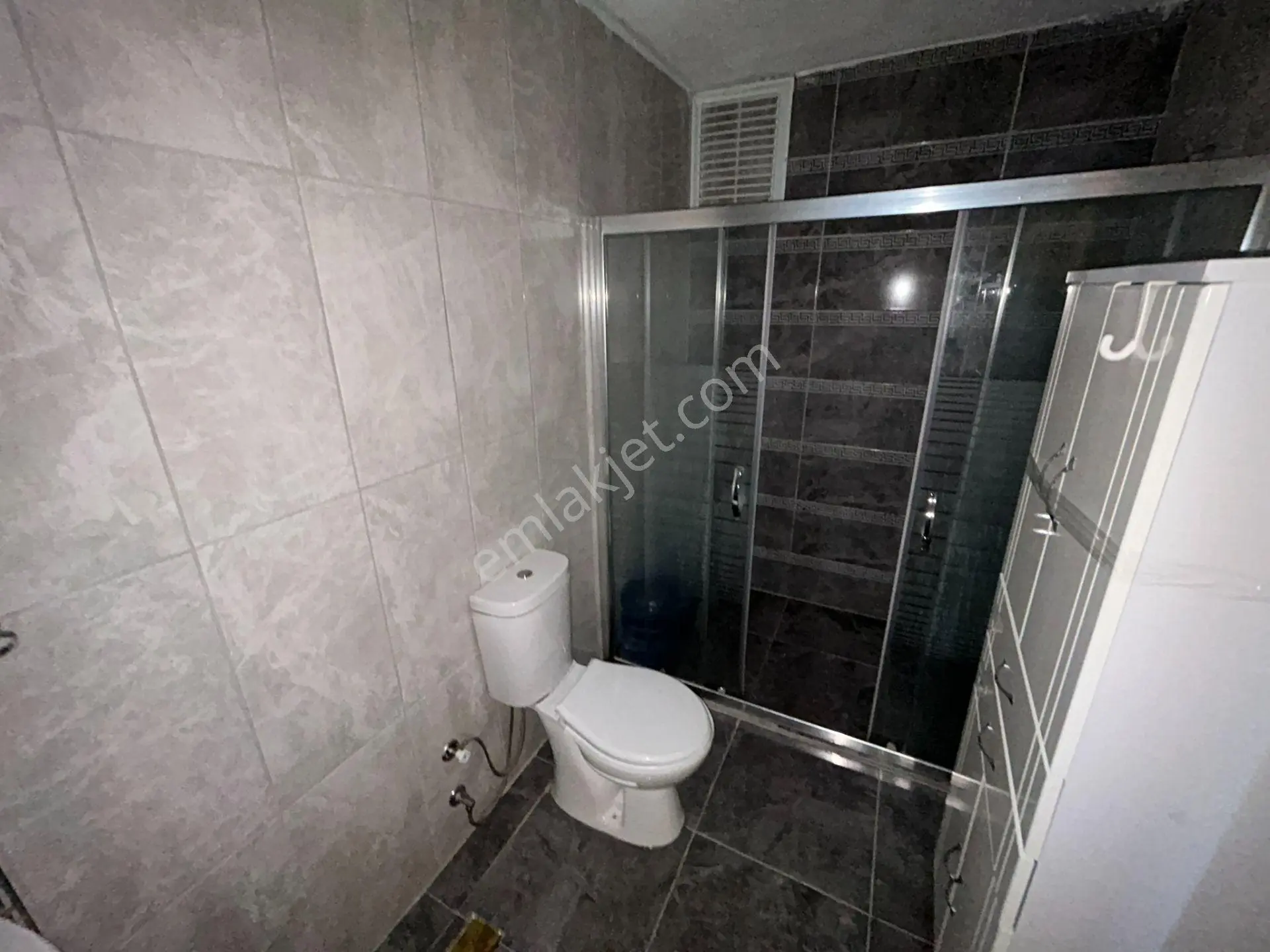 Bandırma Sunullahta, Ordu Caddesi Üzerinde 3+1 Ara Kat Asansörlü Kiralık Daire - Görsel 32