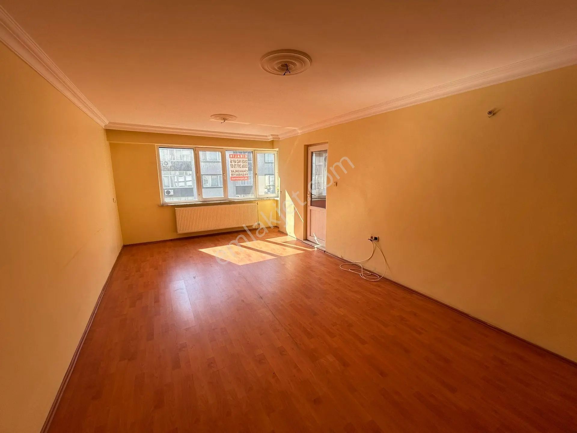 Bandırma Sunullahta, Ordu Caddesi Üzerinde 3+1 Ara Kat Asansörlü Kiralık Daire - Görsel 2