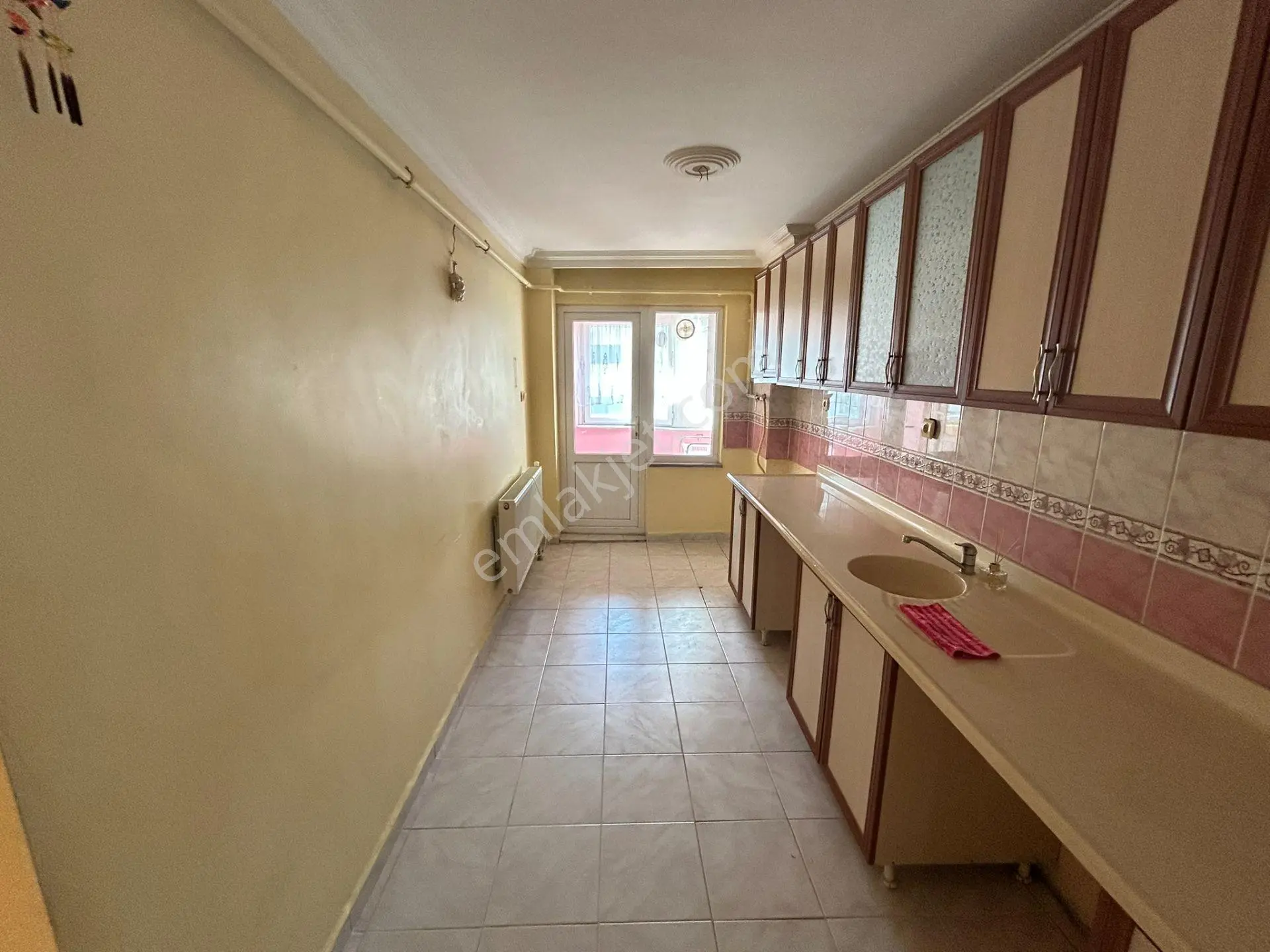 Bandırma Sunullahta, Ordu Caddesi Üzerinde 3+1 Ara Kat Asansörlü Kiralık Daire - Görsel 11