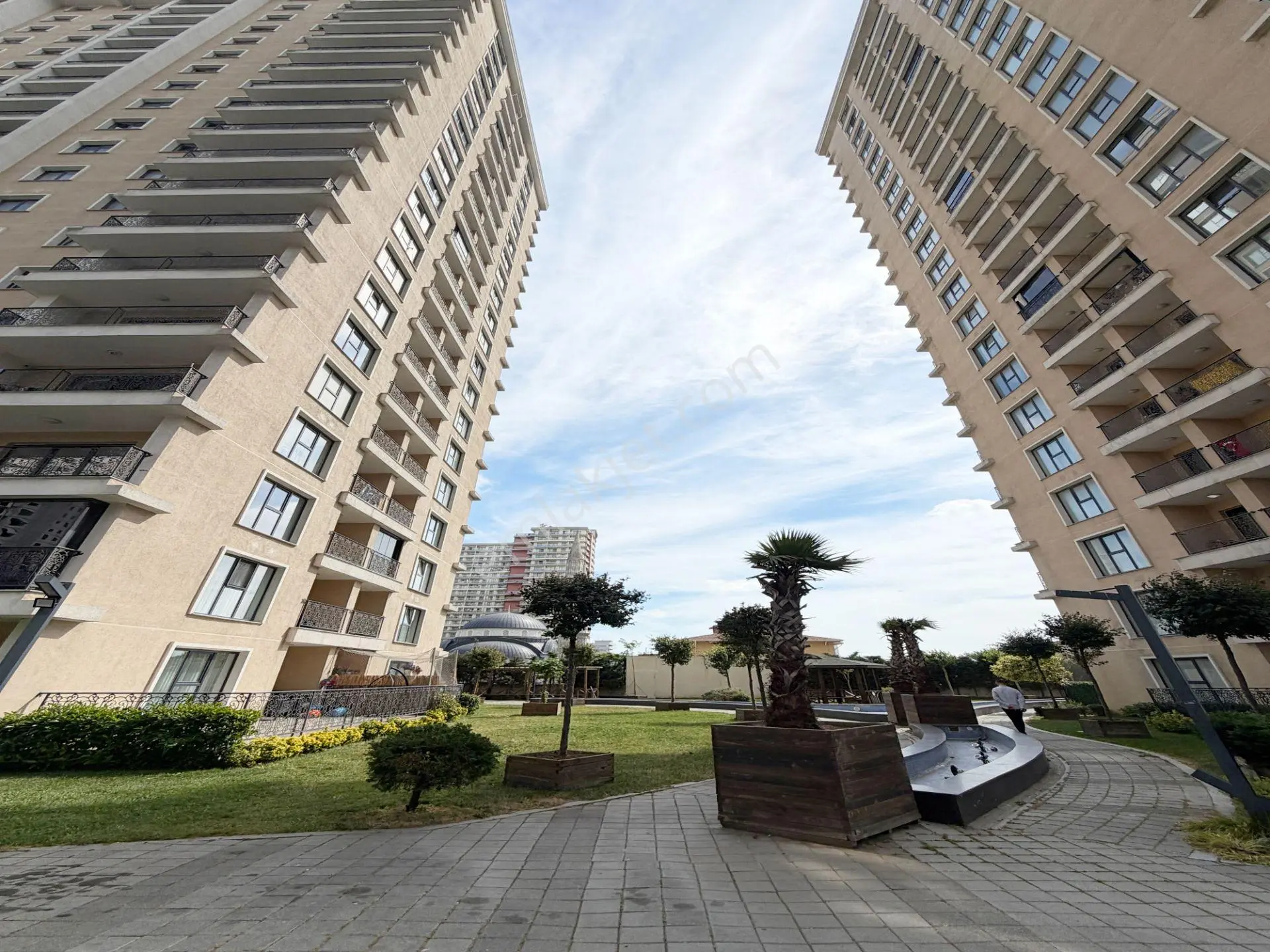 Aile Sitesinin İçinde 2+1 - Ana Cadde Üzeri - Metrobüse Yakın - Krediye Uygun Daire !! - Görsel 28