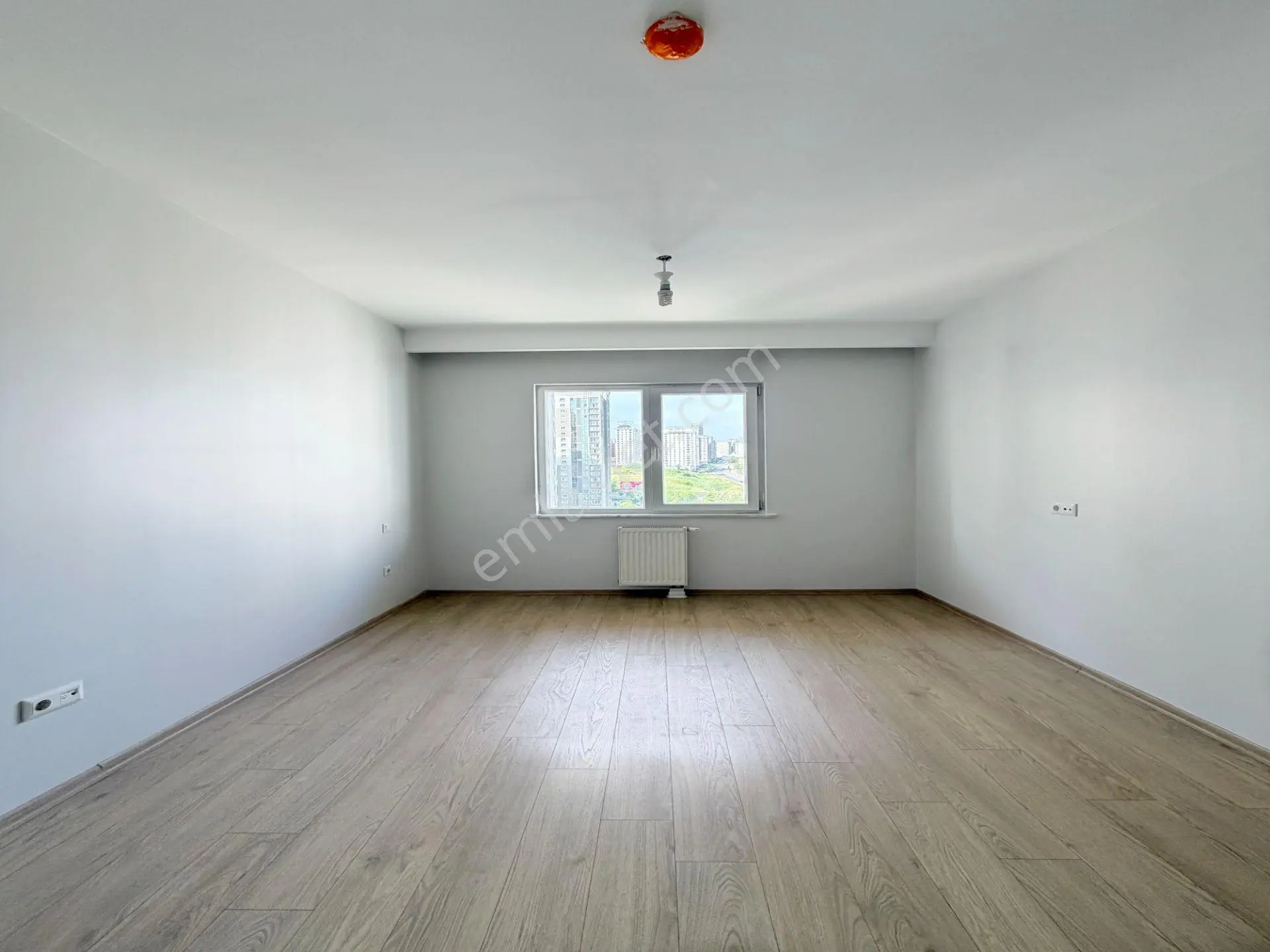 Aile Sitesinin İçinde 2+1 - Ana Cadde Üzeri - Metrobüse Yakın - Krediye Uygun Daire !! - Görsel 7