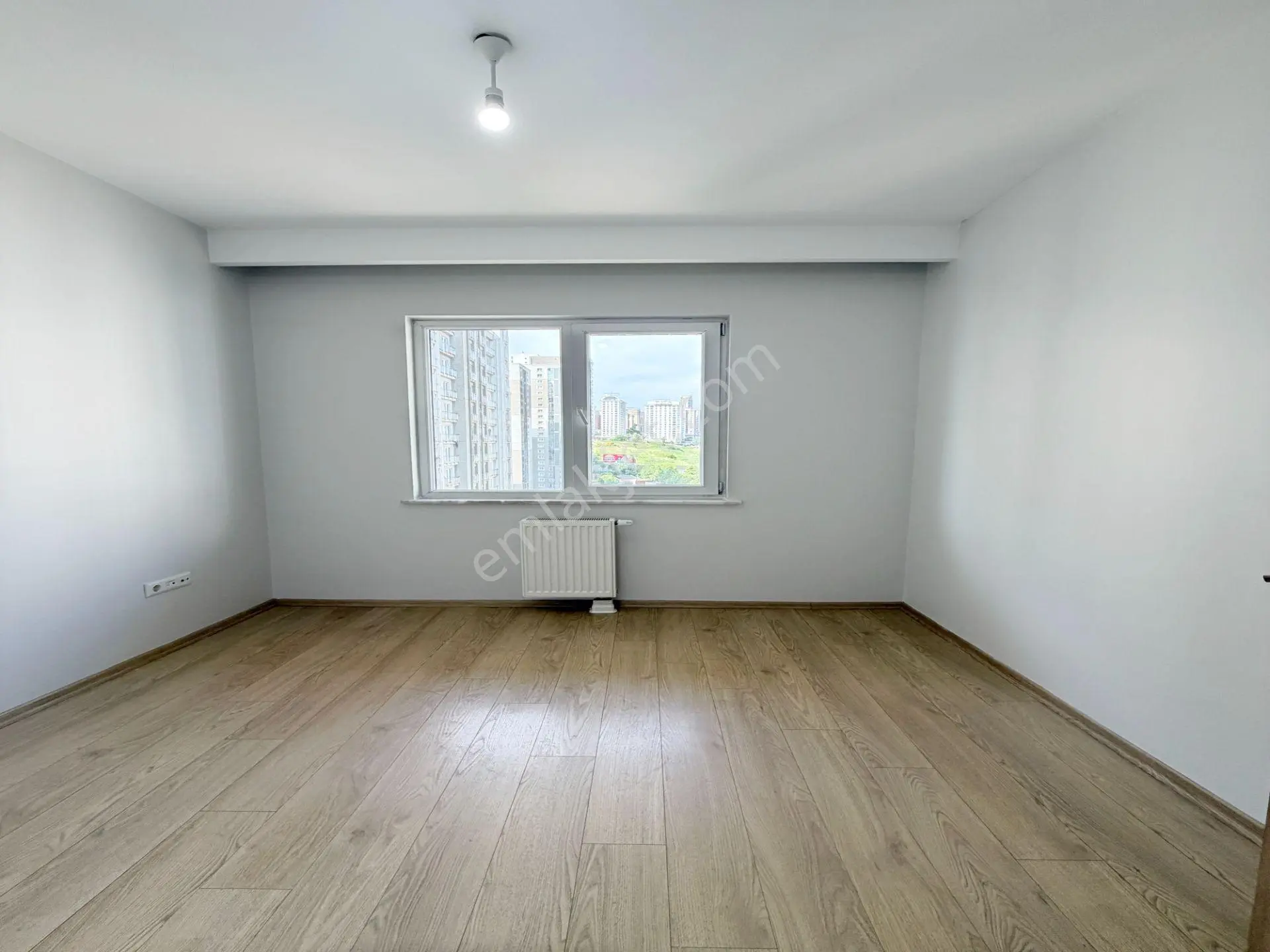 Aile Sitesinin İçinde 2+1 - Ana Cadde Üzeri - Metrobüse Yakın - Krediye Uygun Daire !! - Görsel 6