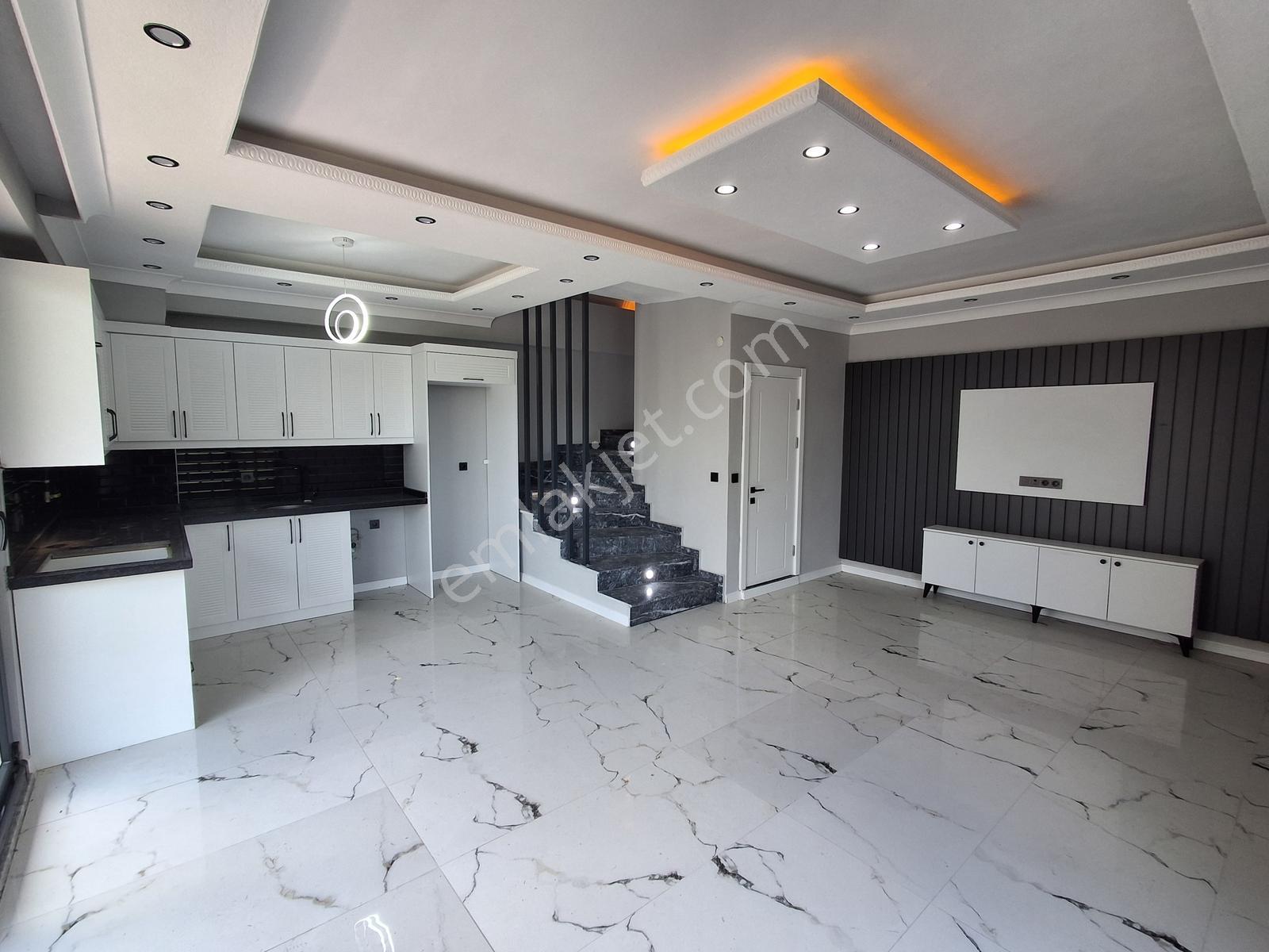 Kocaali Alandere'de Deniz Manzaralı 4+1 Satılık Triplex Villa - Görsel 20