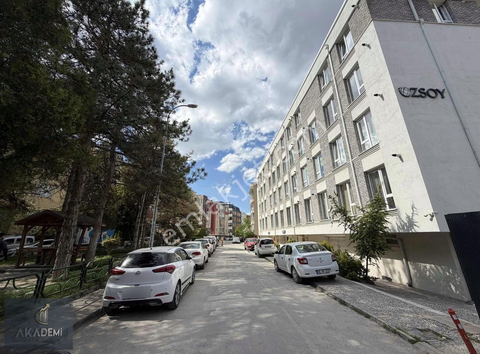 Akademi'den Cadde Yakını Asansörlü Lüks Kiralık 1+1 - Görsel 9
