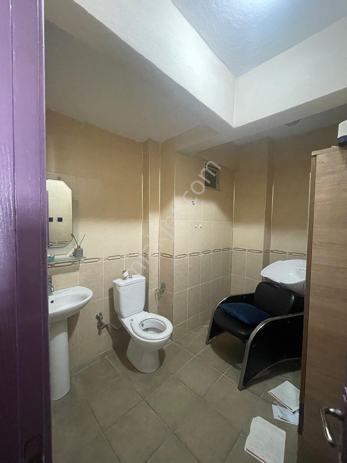 Hacıilyas-kadıağa Cad. | Yüksek Görünürlüklü Kiralık Ofis - Görsel 17
