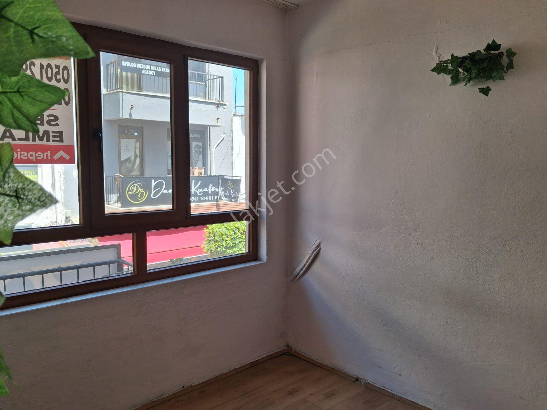 Hacıilyas-kadıağa Cad. | Yüksek Görünürlüklü Kiralık Ofis - Görsel 10