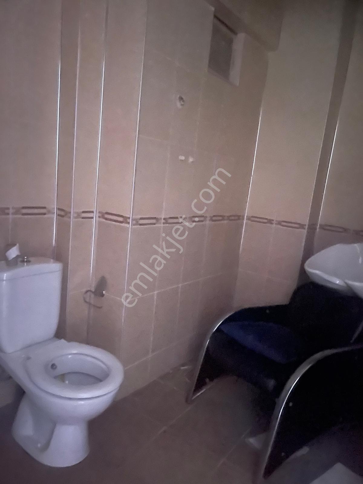 Hacıilyas-kadıağa Cad. | Yüksek Görünürlüklü Kiralık Ofis - Görsel 15