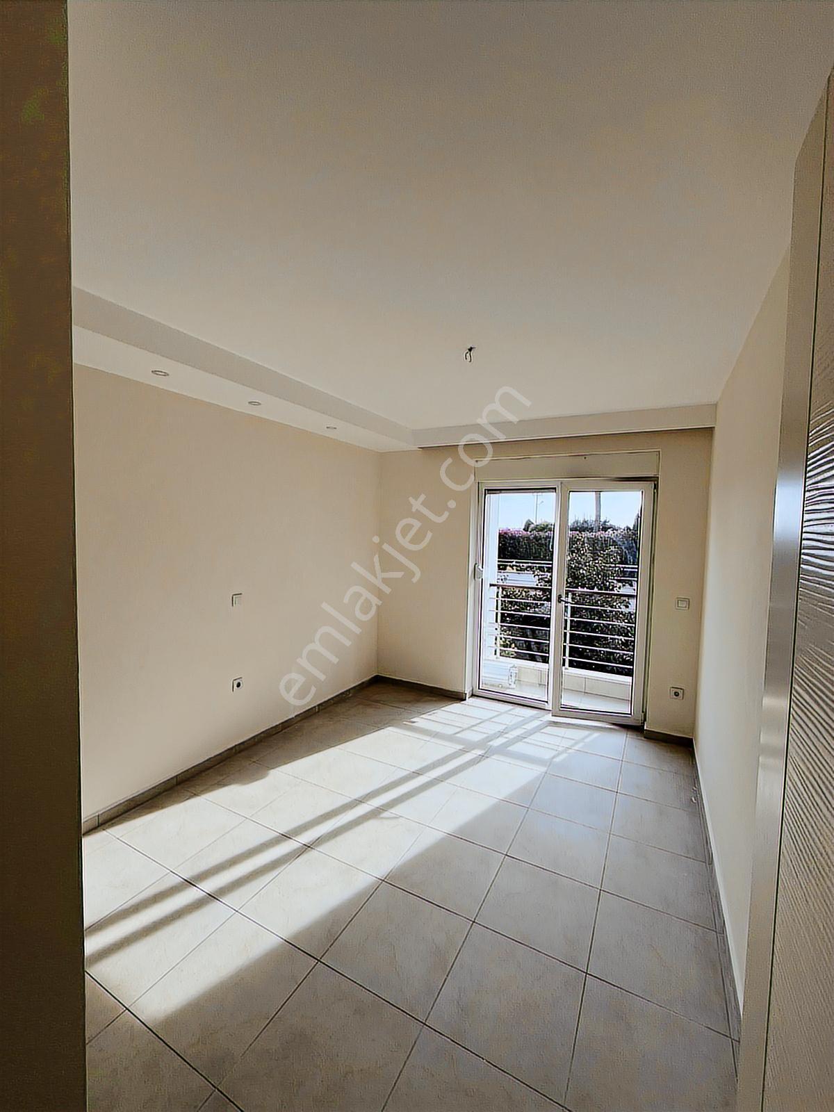 Side Agora Sitesinde Kiralık 2+1 Eşyasız Daire - Görsel 4