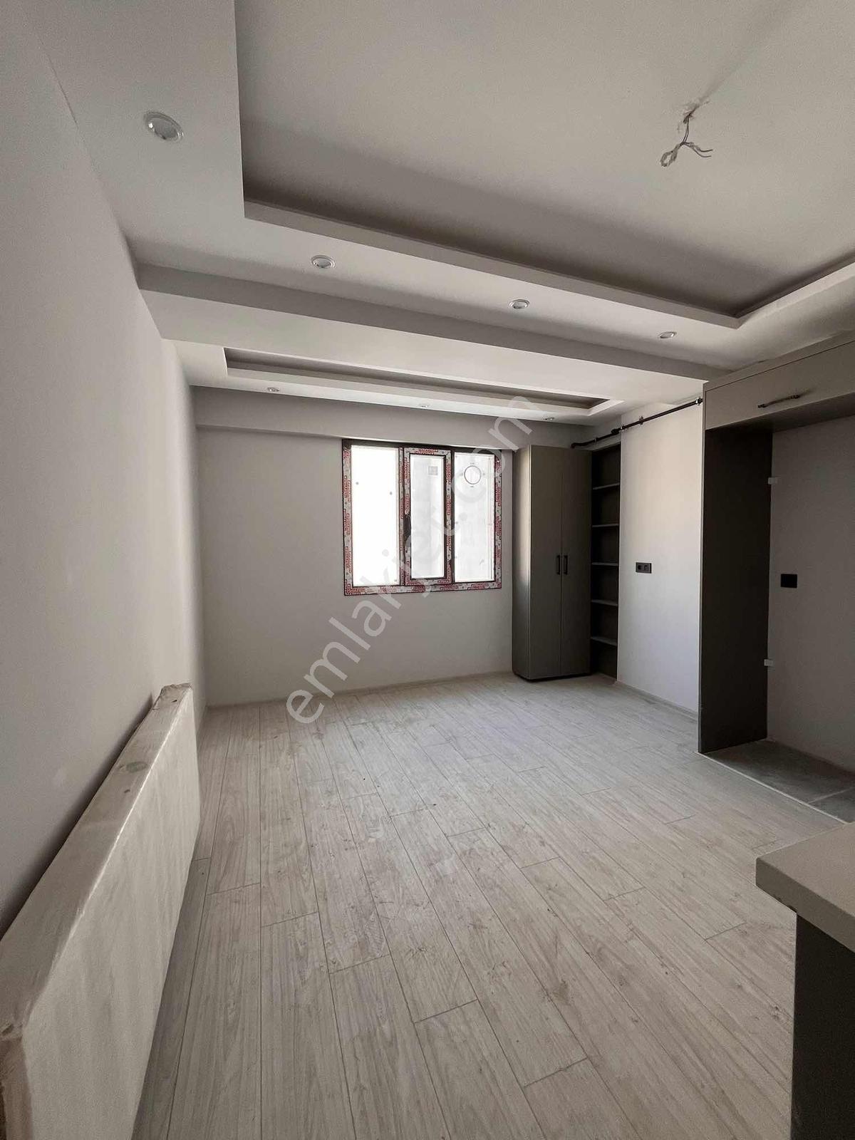Muradiye Mah 1+1 Sıfır Ara Kat Ana Yol Üstünde Kiralık Daire - Görsel 15