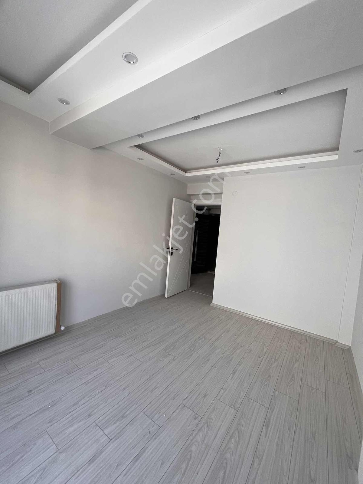 Muradiye Mah 1+1 Sıfır Ara Kat Ana Yol Üstünde Kiralık Daire - Görsel 28