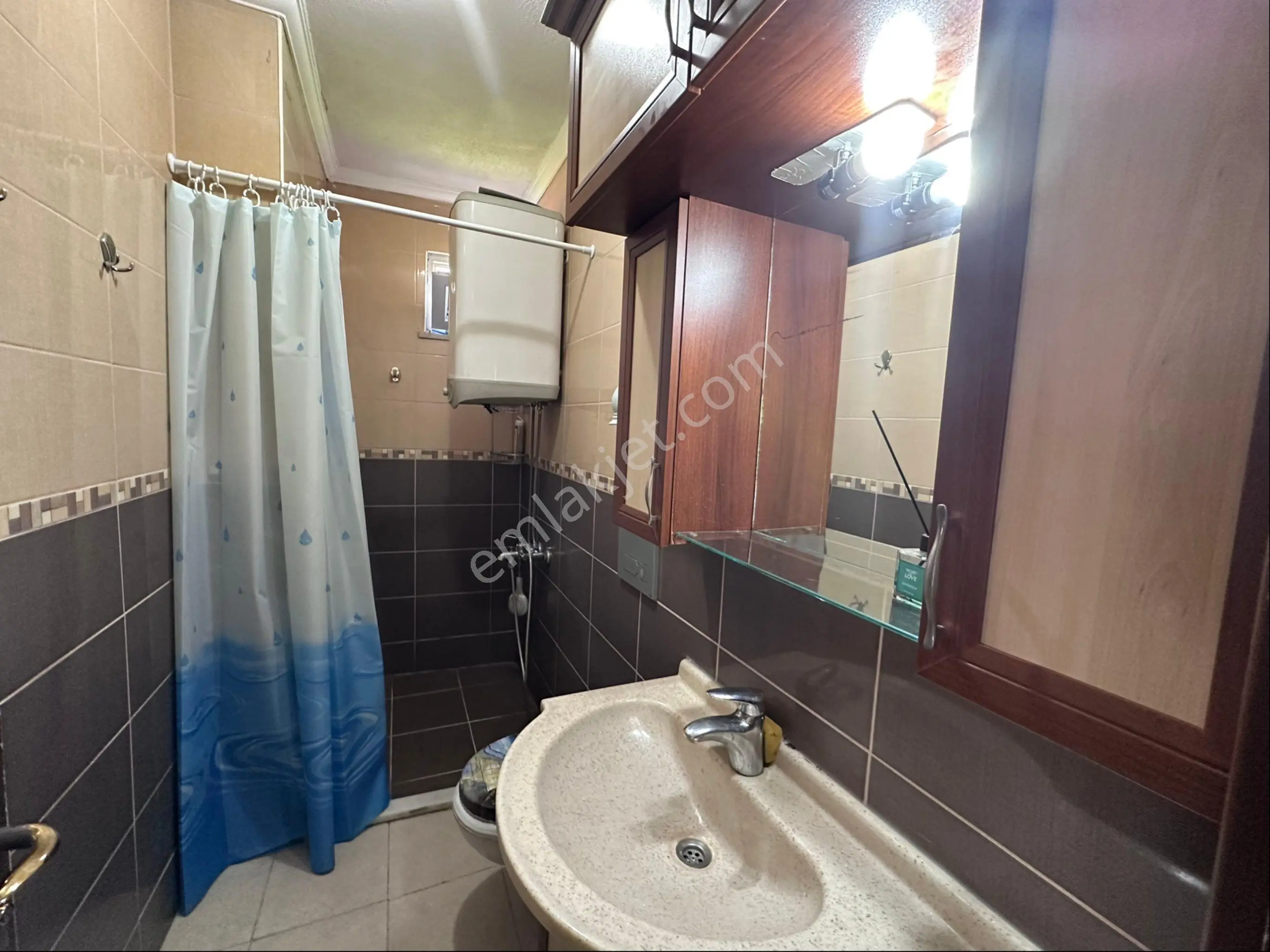 Armutalanda Kiralık Full Eşyalı 2+1 Daire