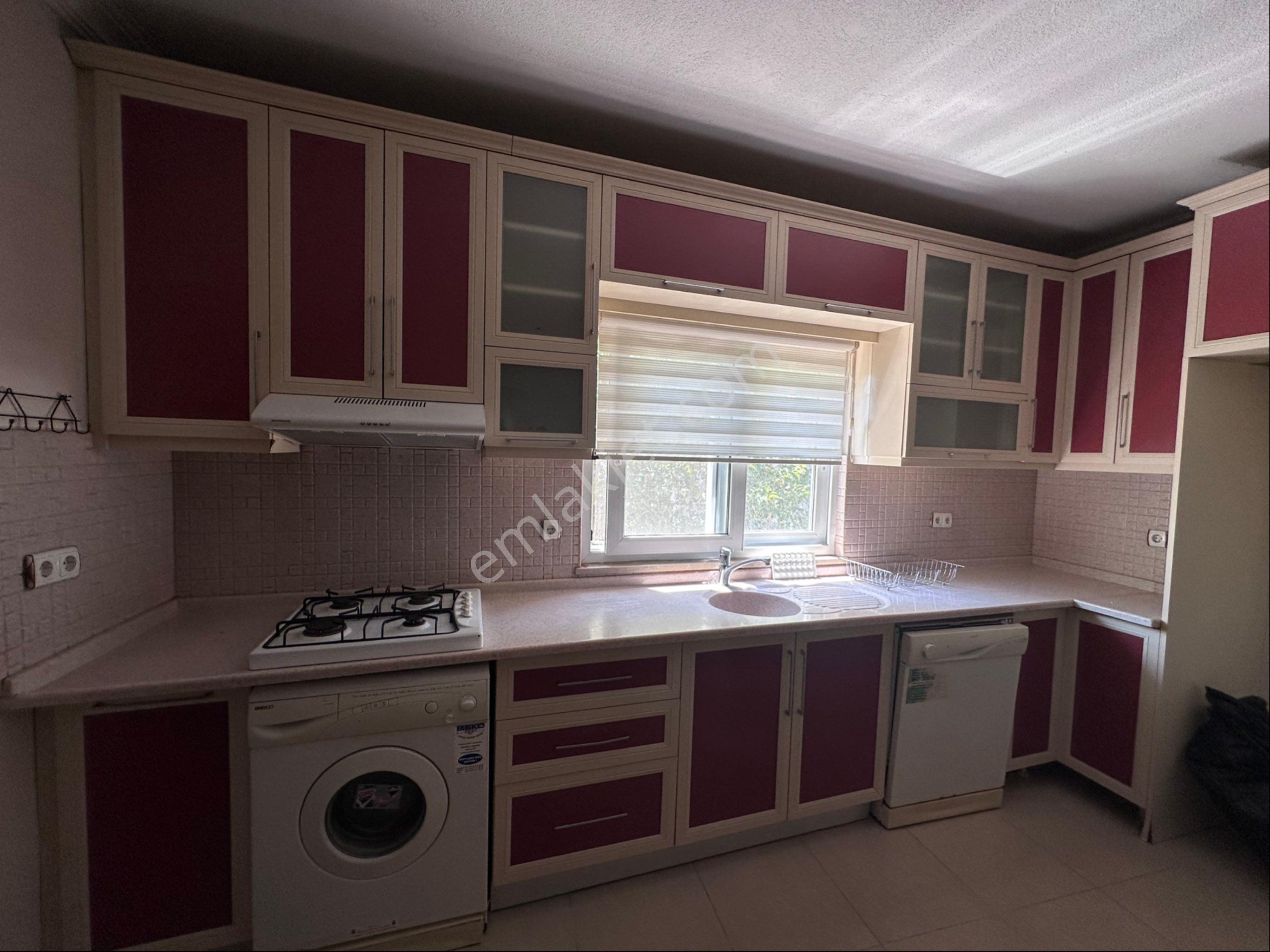 Armutalanda Kiralık Full Eşyalı 2+1 Daire - Görsel 8