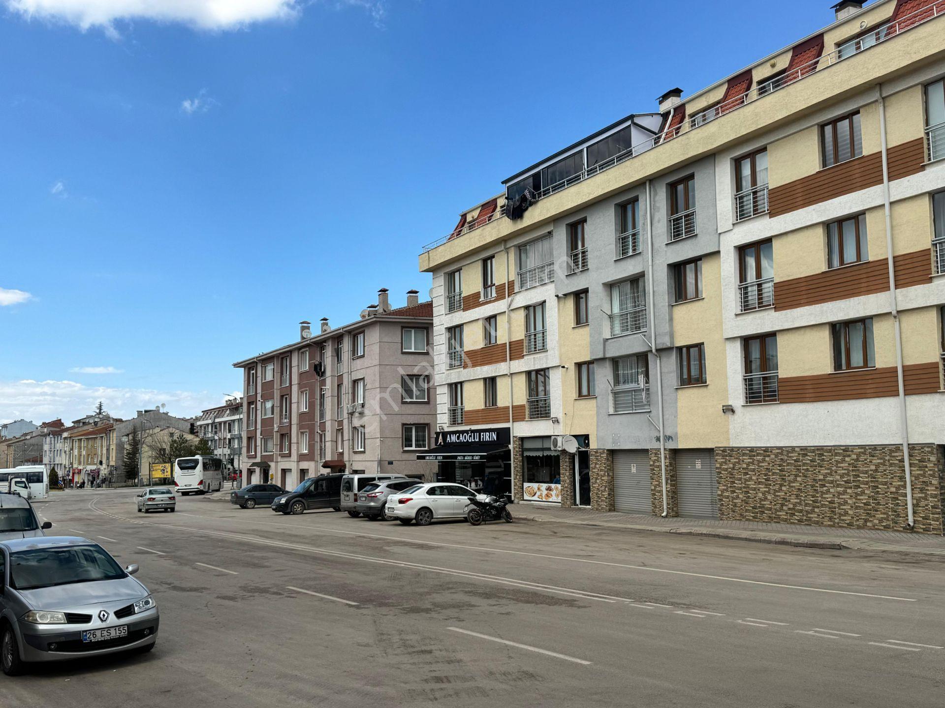 Rba'dan Büyükdere Mh. Millet Cd. Mükemmel Konumda Satılık 2+1 Daire - Görsel 23