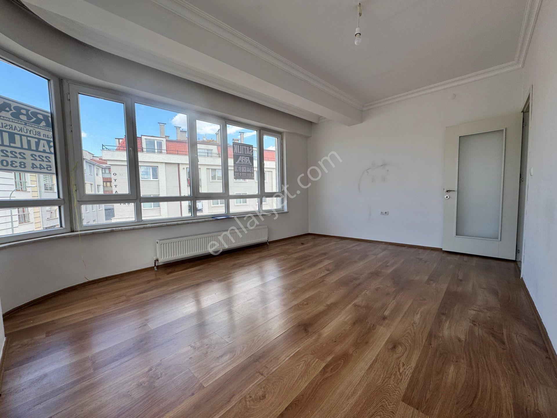 Rba'dan Büyükdere Mh. Millet Cd. Mükemmel Konumda Satılık 2+1 Daire - Görsel 4