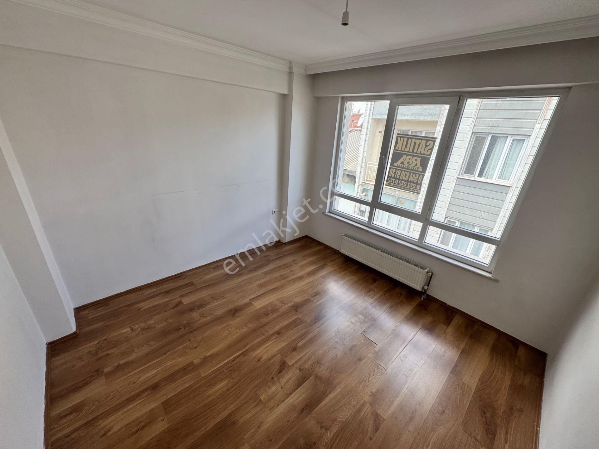 Rba'dan Büyükdere Mh. Millet Cd. Mükemmel Konumda Satılık 2+1 Daire - Görsel 13